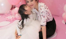 爸爸爆料女儿被亲了视频,网友热议家庭温馨瞬间